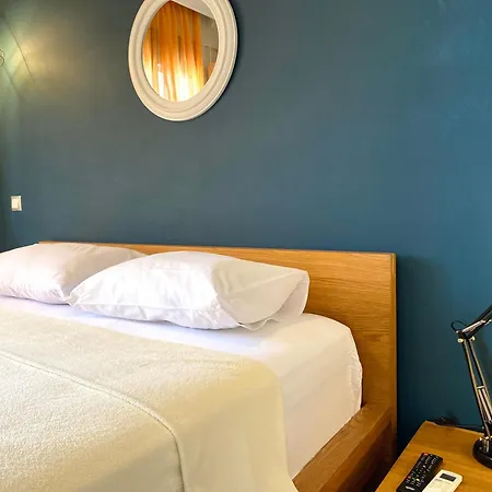 Avia Luxury With Hydromassage Apartment *