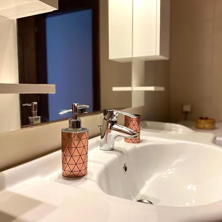 Avia Luxury With Hydromassage Θεσσαλονίκη